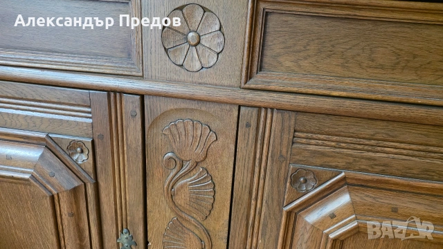 Старинен скрин от масивно дърво , снимка 2 - Антикварни и старинни предмети - 54271579