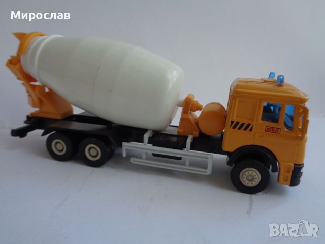 WELLY MAN MERCEDES БЕТОНОВОЗ КОЛИЧКА КАМИОН МОДЕЛ, снимка 3 - Колекции - 46531080