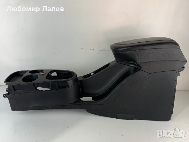 Подлакътник Сеат Алтеа Seat Altea (04-09)г., снимка 2 - Части - 50671136