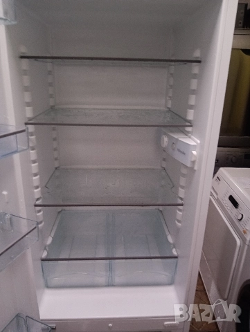 Комбиниран хладилник с фризер Миеле Miele с 2 години гаранция!, снимка 2 - Хладилници - 53001887