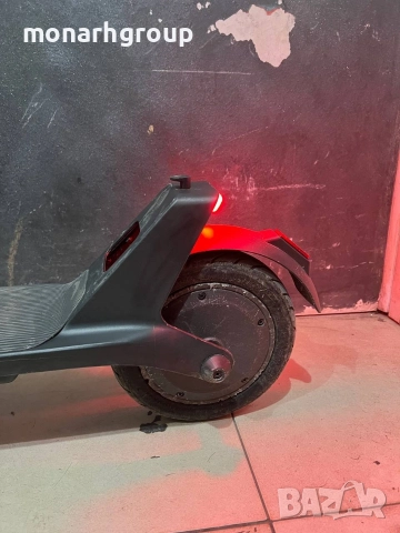 Електрическа тротинетка Xiaomi 4 lite 2nd gen със зарядно, снимка 4 - Друга електроника - 52951396