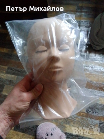 Манекен-глава за поставяне на мигли, грим