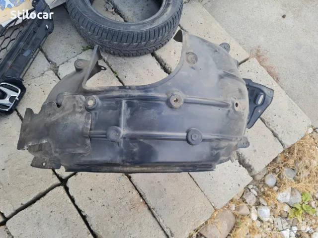 Подкалник Honda Civic HB 17-19г преден десен, снимка 3 - Части - 48154996