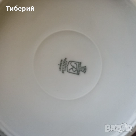 Порцеланов чайник, снимка 2 - Декорация за дома - 52113886