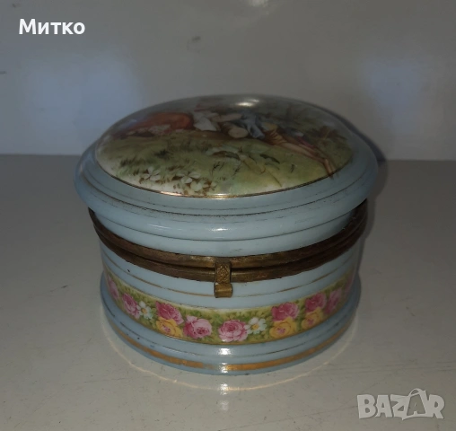 Порцеланова отваряема кутия за бижута, снимка 2 - Декорация за дома - 53623541