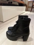 Дамски черни боти на ток – като нови, снимка 1