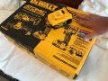 4 инструмента+бонус, DEWALT 20V MAX* на батерии от САЩ, снимка 4