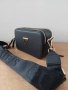 Guess дамска чанта през рамо код 303, снимка 4
