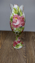 Ръчно рисувана ваза с интересна форма и дизайн.Височина 24,5 см,