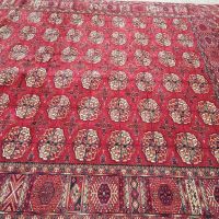 Ръчно тъкан огромен Туркменски килим модел Бухара килимът няма забележки просто трябва да се освежи, снимка 9 - Килими - 45452941