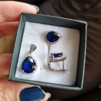Сребърен комплект със сини камъчета (обеци + висулка), снимка 2 - Колиета, медальони, синджири - 45117034