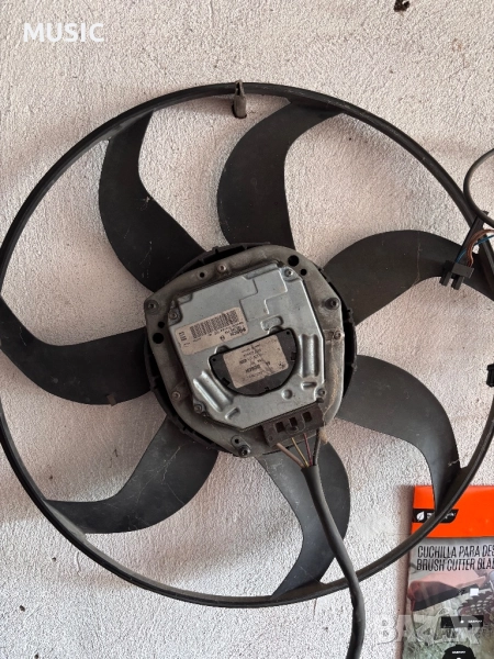 Перка за BMW E90 / E91, снимка 1