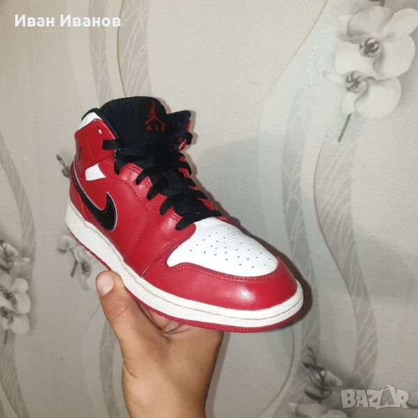  Air Jordan 1 Retro Mid 'Gym Red White' номер 37-37,5 оригинални маратонки , снимка 1