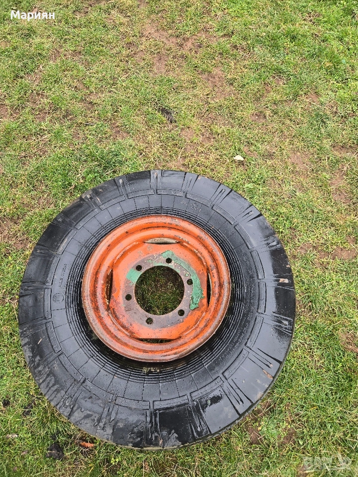 Джанта от комбаин Нива има малка кривина няма корозия от вътре добро състояние , снимка 1