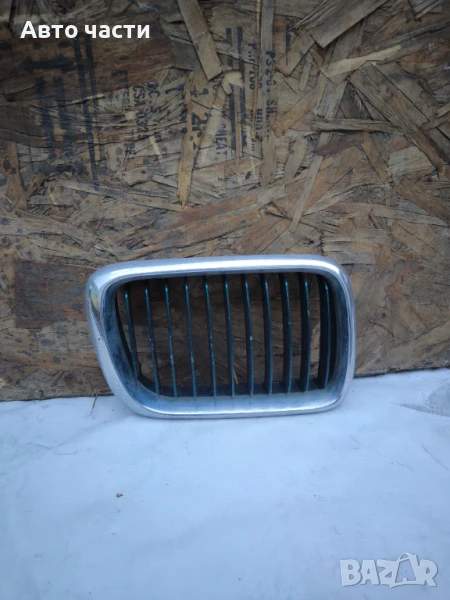 BMW Серия 3, E36 Предни решетки, 5113-8195094, 5113-8195093(дясна), снимка 1