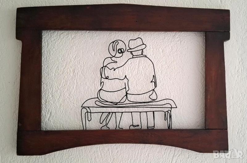 "СПОДЕЛЕНОТО ВРЕМЕ“ – Арт инсталация в Стара дървена рамка-УНИКАТ, снимка 1