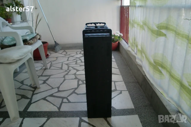 Голяма компютърна кутия, снимка 11 - Работни компютри - 50575443