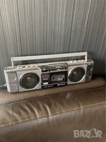 HITACHI TRK-6701W VINTAGE RETRO BOOMBOX радио  касетофон