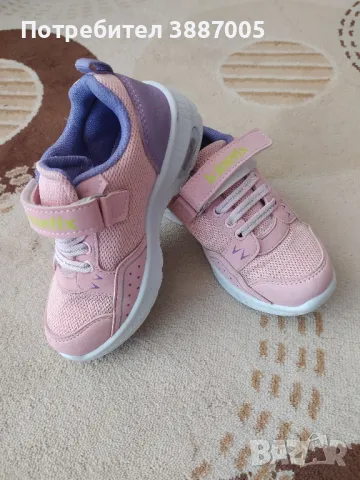 Светещи маратонки , снимка 3 - Детски маратонки - 49972957