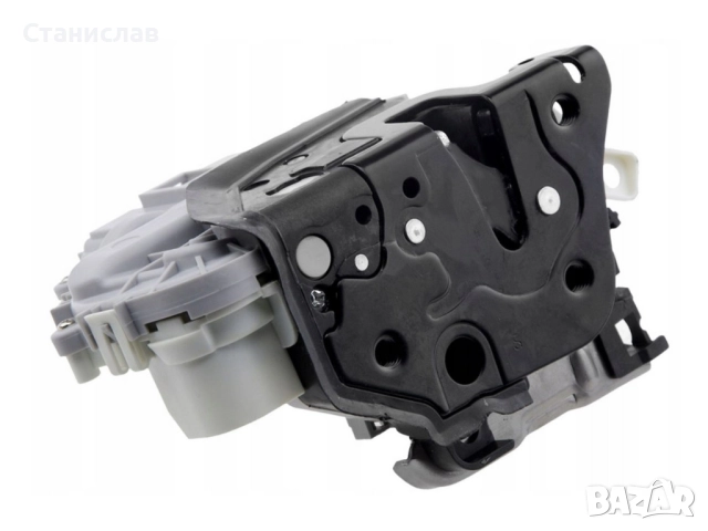 Брава за лява врата за Audi TT FV/8S, снимка 2 - Части - 52301093