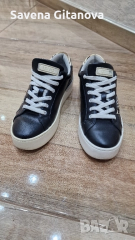 Дамски кожени оригинални кецове Liu Jo, снимка 3 - Маратонки - 52035944