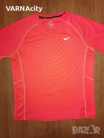Nike RUNNING size L , снимка 1 - Тениски - 44941447