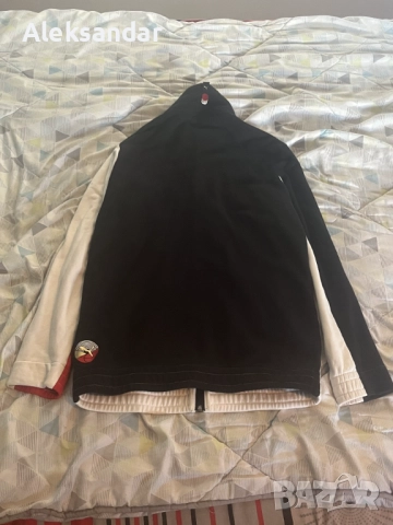 Яке Puma размер S, снимка 2 - Суичъри - 52574953