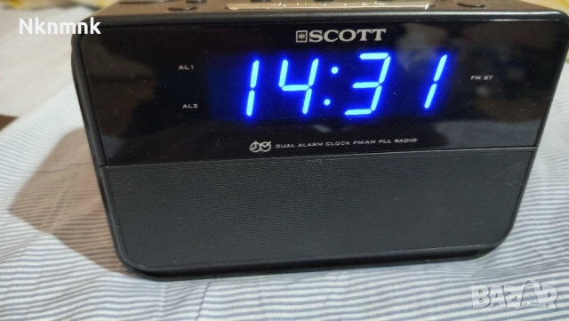 Радио часовник SCOTT 