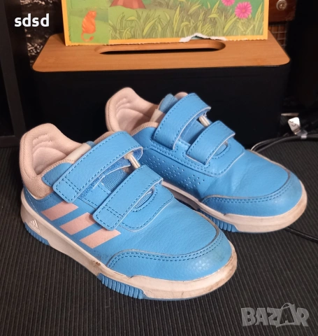 Маратонки Адидас 27 номер , снимка 2 - Детски маратонки - 53727466