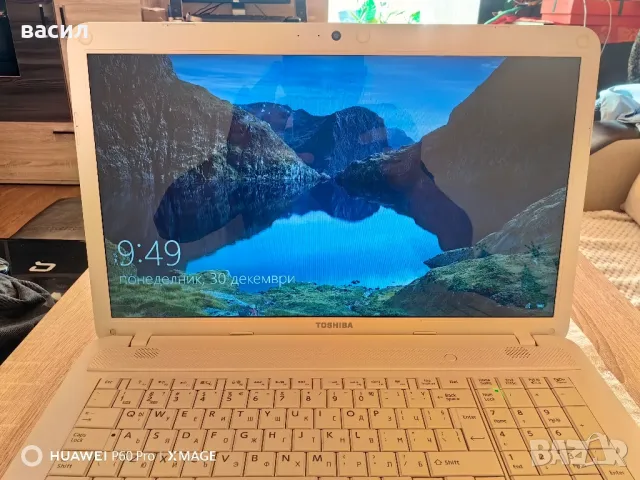 Toshiba satellite c870-17q, снимка 2 - Лаптопи за дома - 48543828