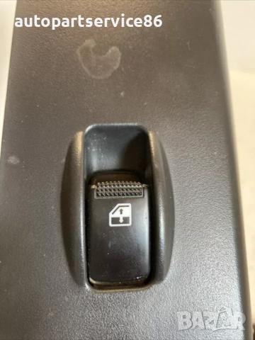 Бутон за прозорец на предна лява врата за KIA Sorento 2.5 CRDi (2009) 93575-3E330, снимка 2 - Части - 53323858