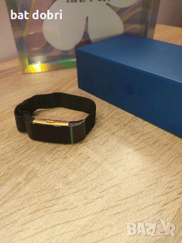 Фитнес гривна Fitbit charge 2, снимка 2 - Смарт часовници - 46393054