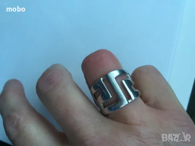 Красива нова сребърна халка, тегло 5.91г , проба 925. 