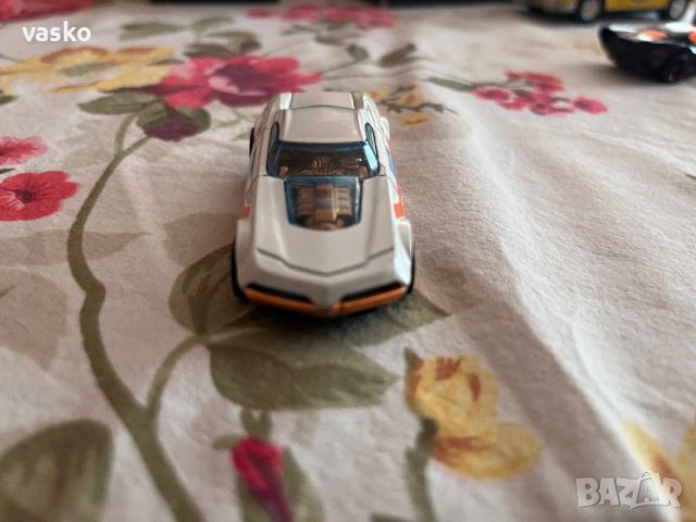 Hotwheels-интересен, снимка 2 - Колекции - 46070789