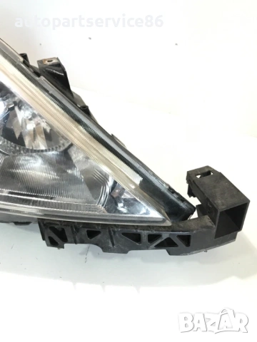 Предна дясна част на фар LHD за Mazda 5 2.0D (2007) C235-51030, снимка 2 - Части - 53700269