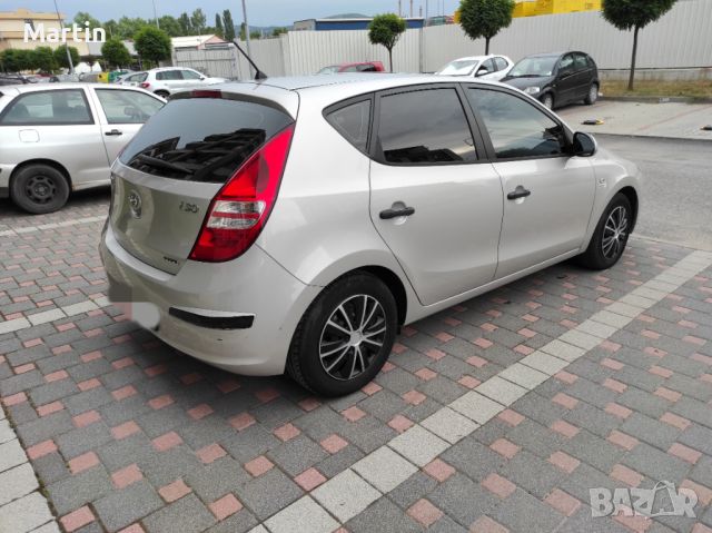 Hyundai i30 1.6crdi , снимка 4 - Автомобили и джипове - 46361705