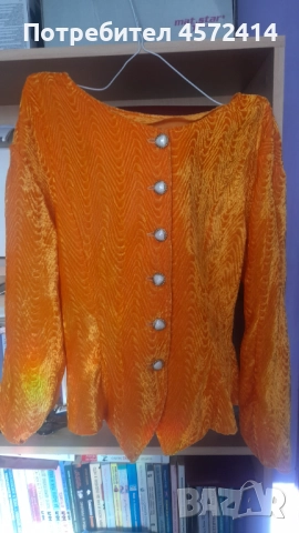 Класическа, черна рокля и дамско сако в оранжев цвят.  S. , снимка 9 - Рокли - 51456626