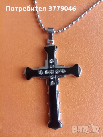Кръст, снимка 4 - Колиета, медальони, синджири - 50322464