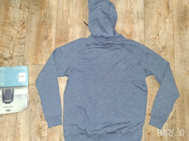 р-р M суичър с качулка Umbro, снимка 4 - Суичъри - 51147175