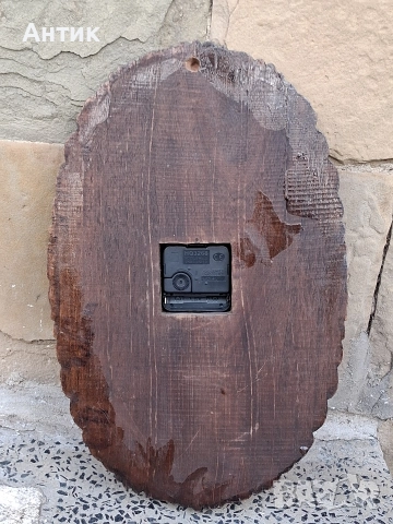 Красив Стар Стенен Часовник Дърворезба Масив от Соца, снимка 9 - Антикварни и старинни предмети - 52908774