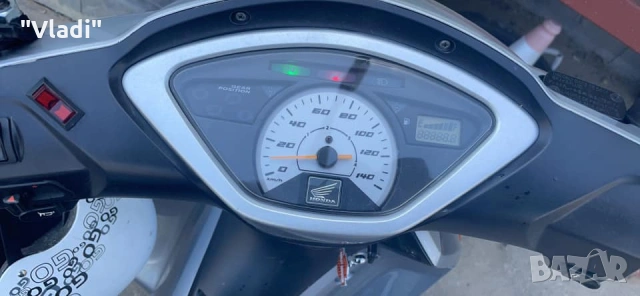 Honda innova 125i, снимка 3 - Мотоциклети и мототехника - 53537832