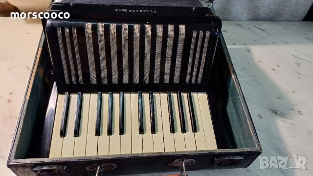 Акордеон ,,HOHNER" - student ll

, снимка 8 - Акордеони - 46543398