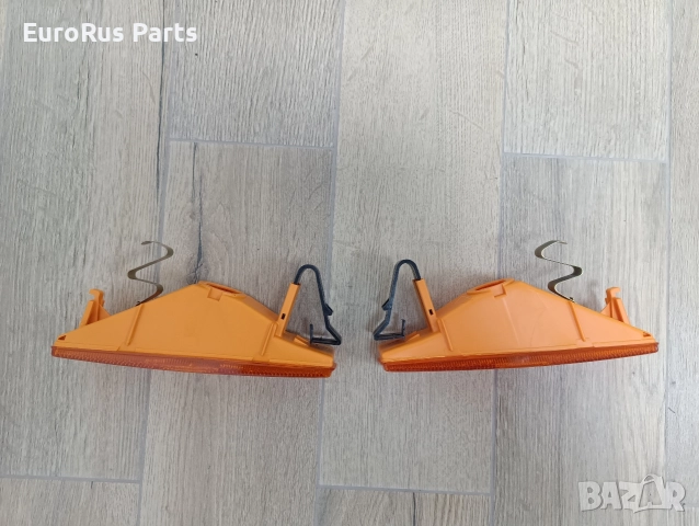 Мигачи Ford Siera Форд Сиера, снимка 4 - Части - 52814713