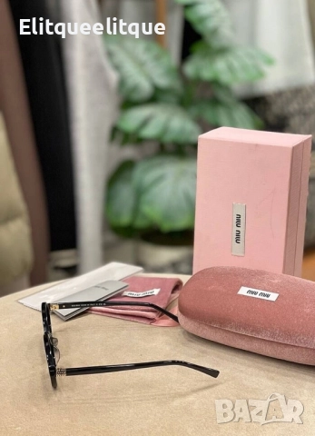 очила с оригинален калъф,кутия и Ув защита miu miu, снимка 3 - Слънчеви и диоптрични очила - 52436760