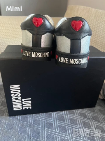 Love Moschino Сникърси  37, снимка 4 - Дамски ежедневни обувки - 50450846
