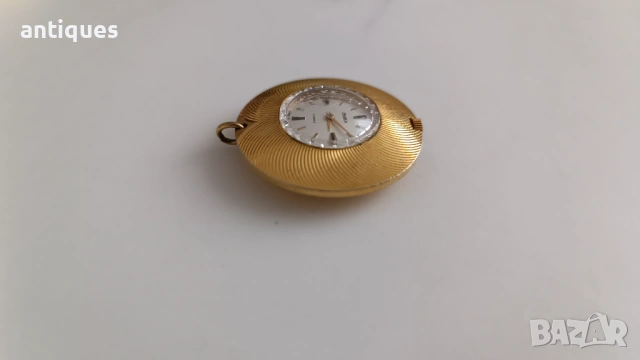 Позлатен дамски часовник - колие - CHAIKA - 17 jewels - №2, снимка 3 - Антикварни и старинни предмети - 53731382