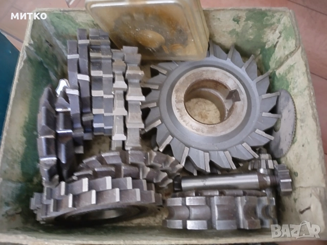 фрези фрезови глави, снимка 2 - Други машини и части - 52960295