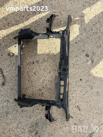 маска очиларка Audi A3 8P , снимка 2 - Части - 53763606