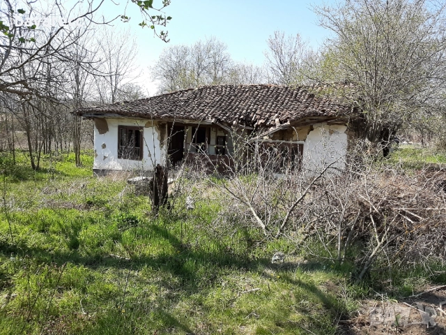 Продавам къща, снимка 5 - Къщи - 52986174