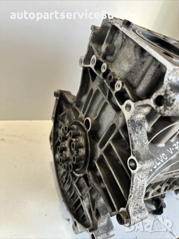 Блок на двигател комплект за Volvo V70 2.0 TDI 163HP (2012) 31316735, D5204, снимка 2 - Части - 54054453